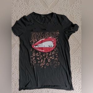 Graphic lip t-shirt.